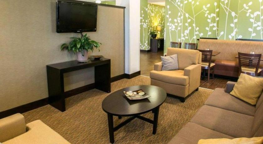 Sleep Inn & Suites Дрипинг Спрингс Екстериор снимка